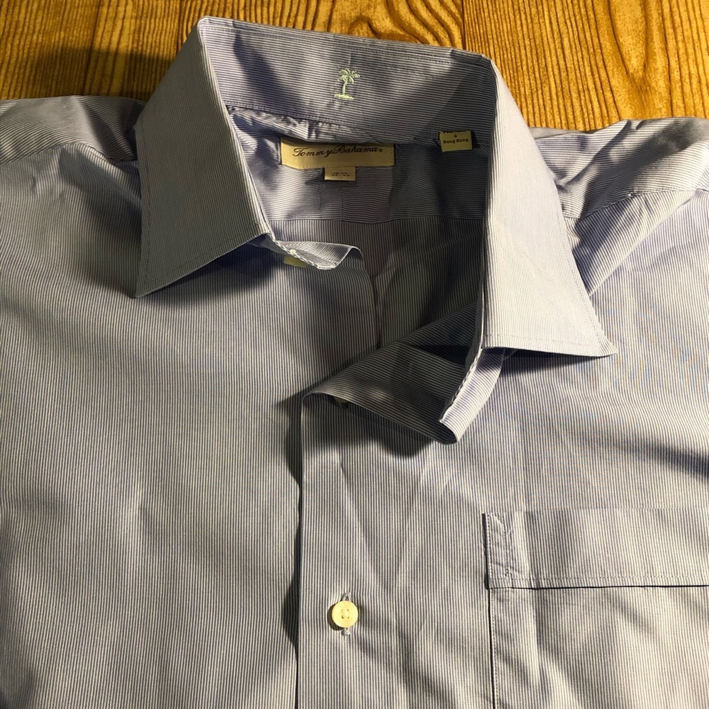 Men’s Tommy Bahama dress shirt